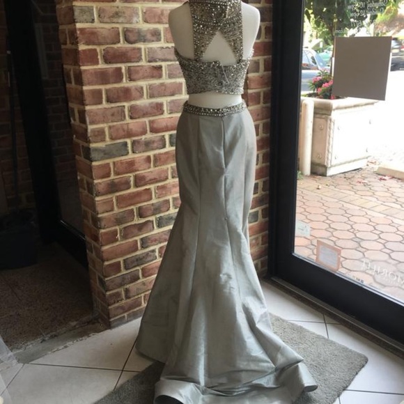 Mori Lee Paparazzi 99059 silver size 6 - Picture 3 of 8